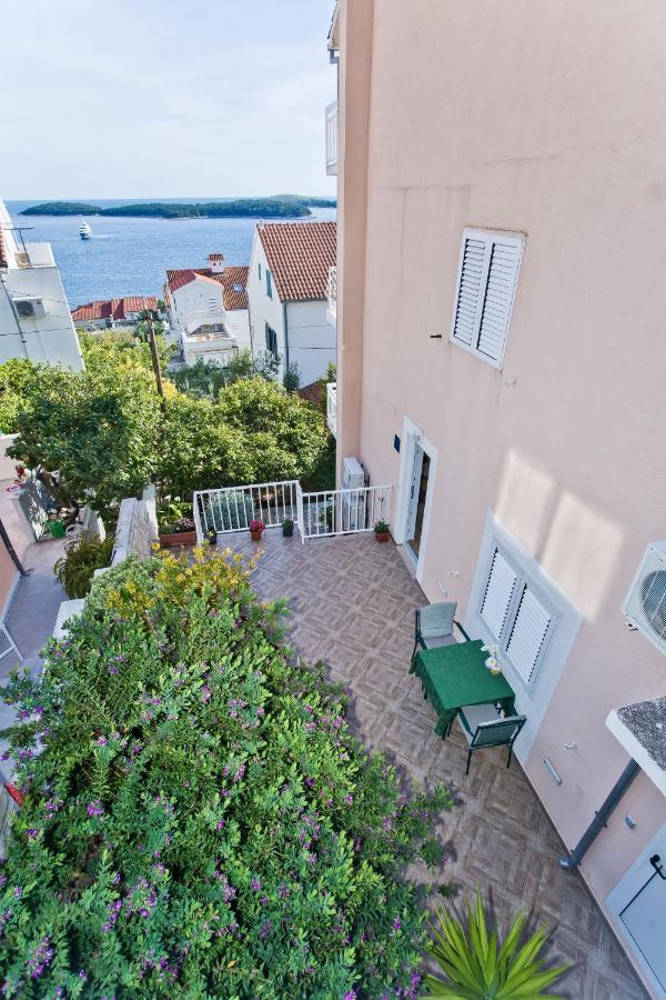 Apartments Anita Hvar Town Zewnętrze zdjęcie