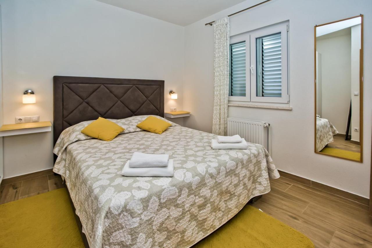 Apartments Anita Hvar Town Zewnętrze zdjęcie