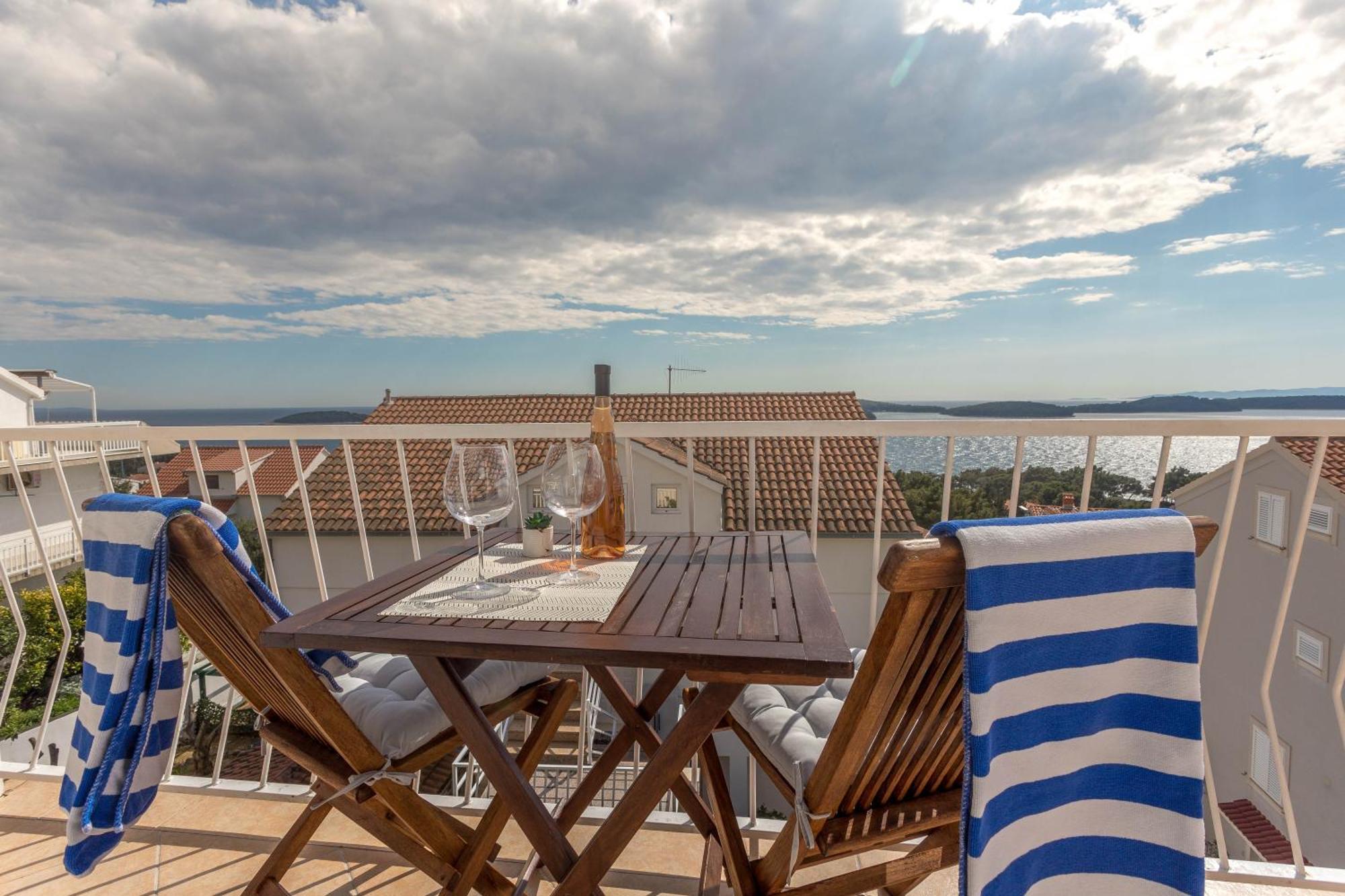 Apartments Anita Hvar Town Zewnętrze zdjęcie