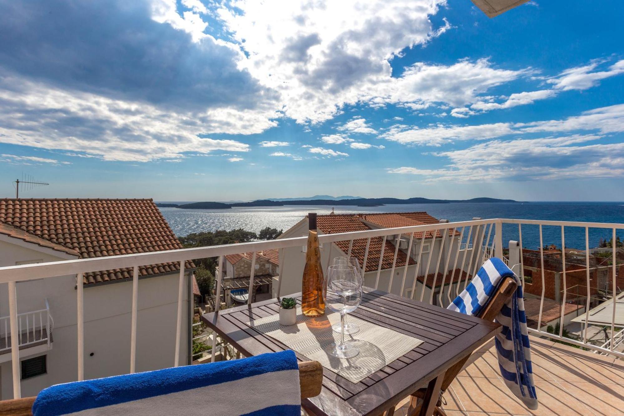 Apartments Anita Hvar Town Zewnętrze zdjęcie