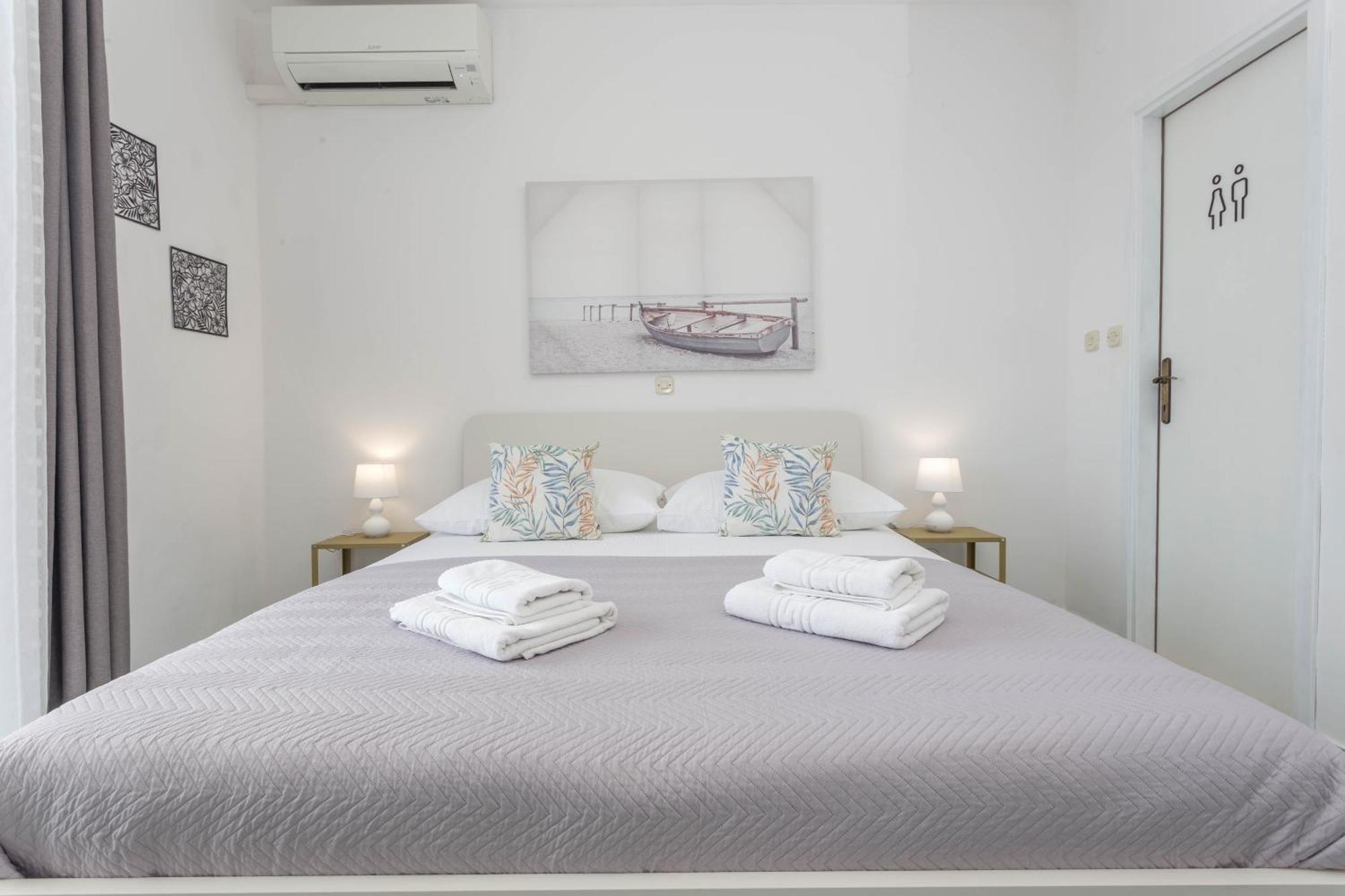 Apartments Anita Hvar Town Zewnętrze zdjęcie