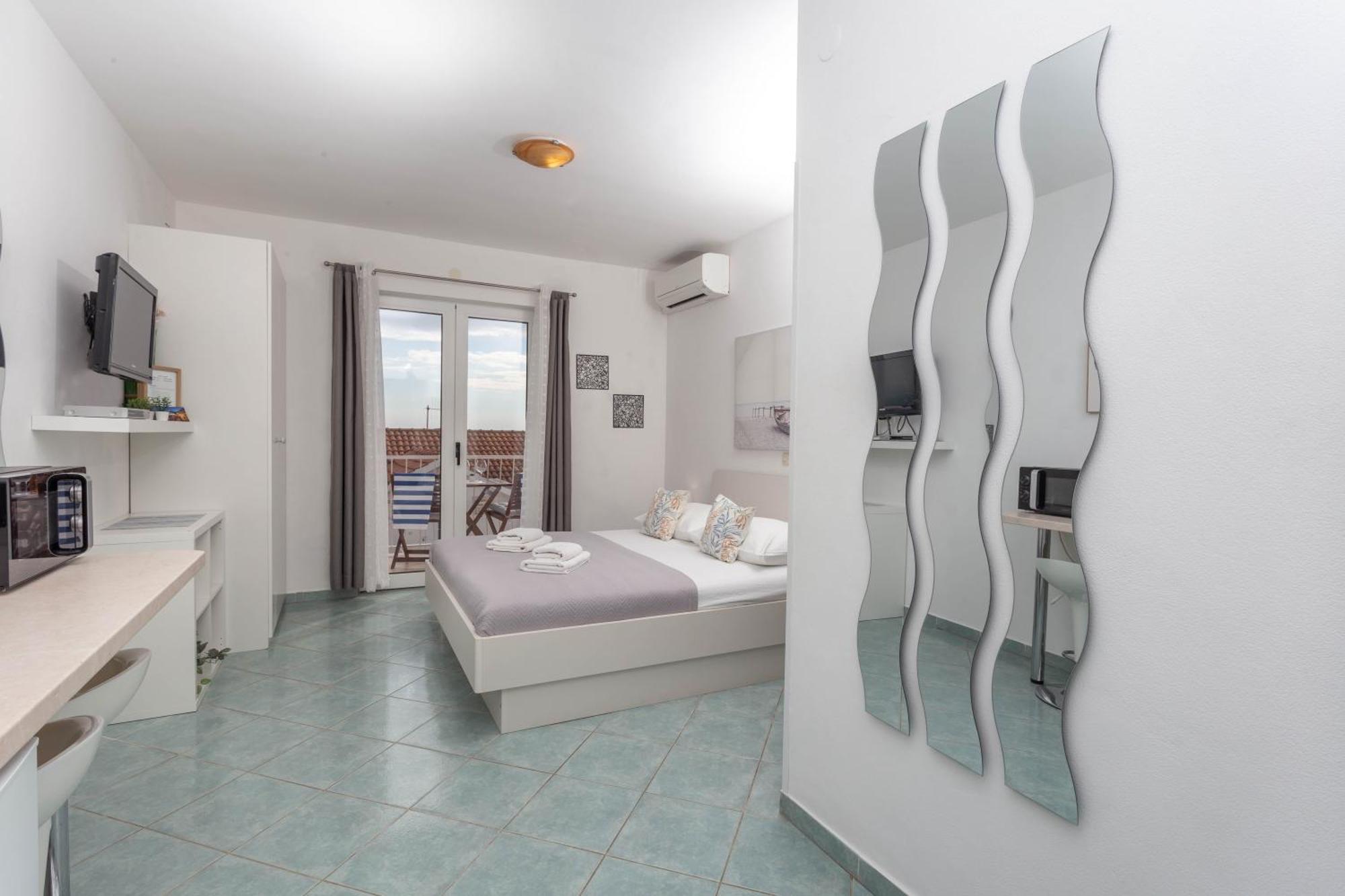 Apartments Anita Hvar Town Zewnętrze zdjęcie